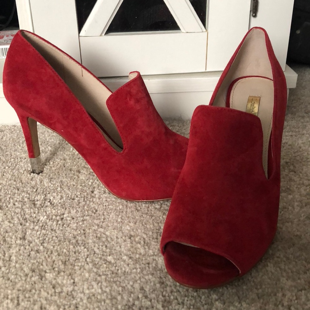 Louise et Cie hills